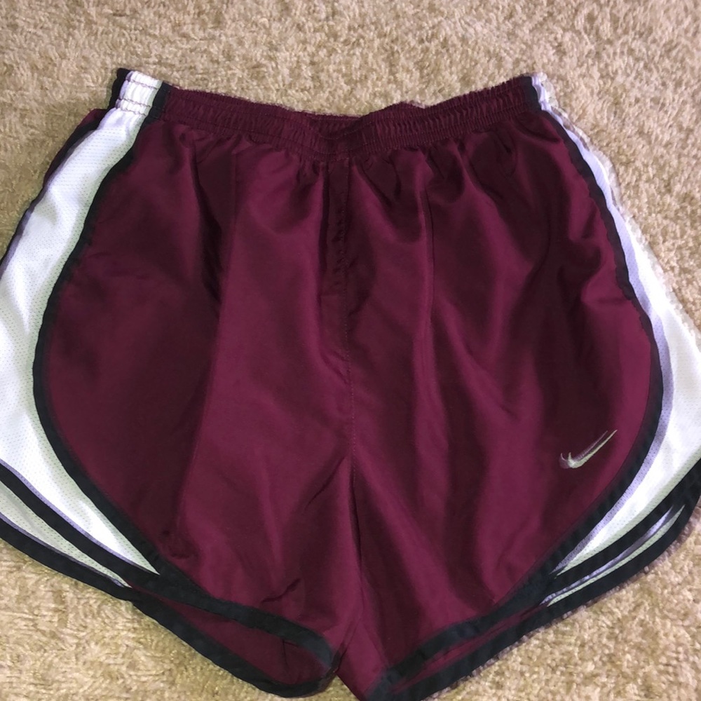 women dri fit nike shorts